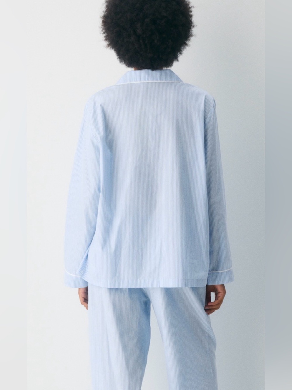 Aritzia Light Blue Pinstripe Cotton Pajama button up top, MEDUIM - Picture 4 of 15